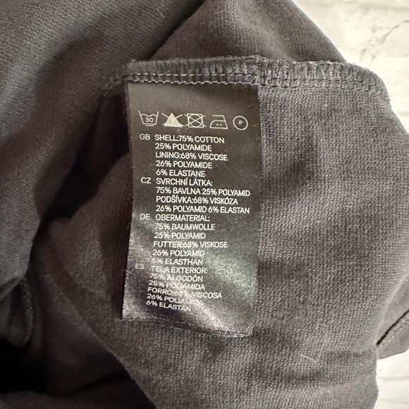 H&M Gray Lace Sleeveless Knee Length Dress, Size 14, Pre-owned - Picture 6 of 6